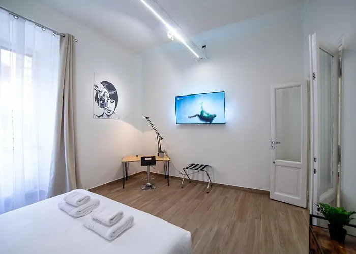 New 3br-2 Baths Near Vatican & Metro- The Comics House Apartment